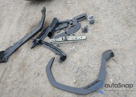 2025 Subaru Forester Touring z USA, uszkodzony, nr VIN JF2SLDTC7SH542201